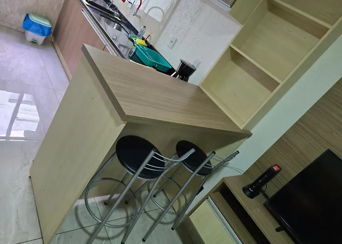 Apartamento Mobiliado No 4º Andar Bloco M Com Garagem